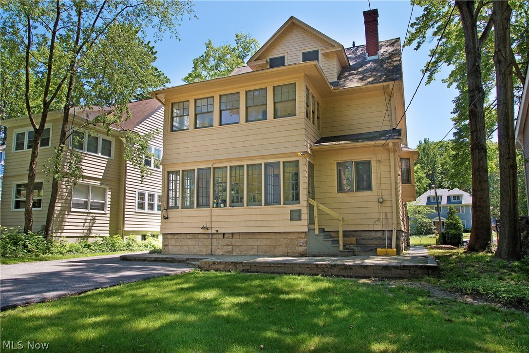 2933 Edgehill Road Cleveland, OH 44118 - Photo 15 of 15 Gallery Image 15