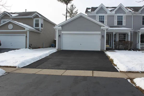 $354,900 | 1008 Bentley Lane, Bartlett, IL 60103