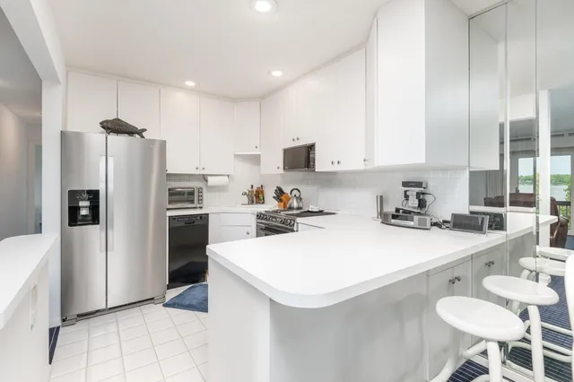 $409,900 | 5430 3 Points Boulevard, Unit 131, Mound, MN 55364