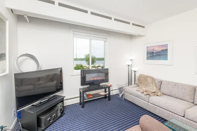 $409,900 | 5430 3 Points Boulevard, Unit 131, Mound, MN 55364