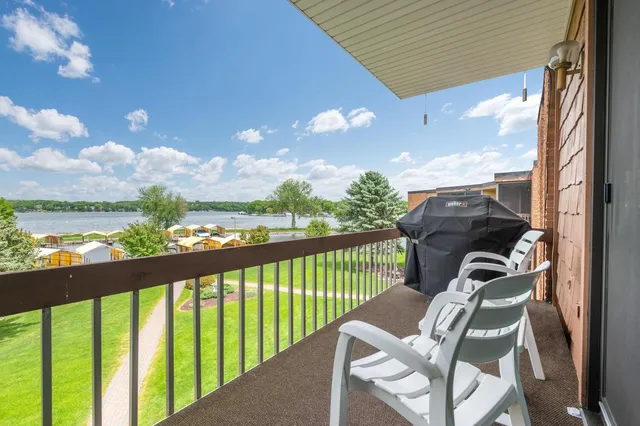 $409,900 | 5430 3 Points Boulevard, Unit 131, Mound, MN 55364