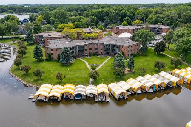 $409,900 | 5430 3 Points Boulevard, Unit 131, Mound, MN 55364