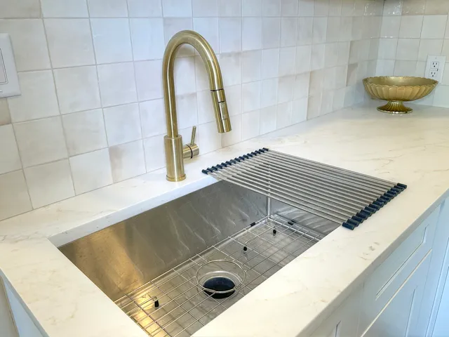 $339,000 | 600 Sussex Lane, Crystal Lake, IL 60014