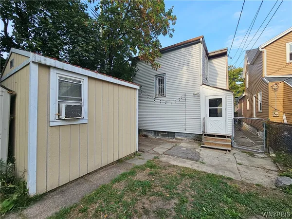 $149,900 | 170 16th Street, Buffalo, NY 14213