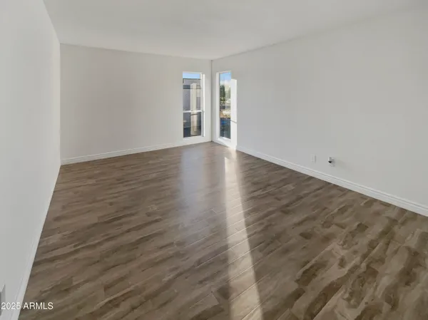 $229,000 | 2692 East Silk Oak Drive, Tempe, AZ 85288