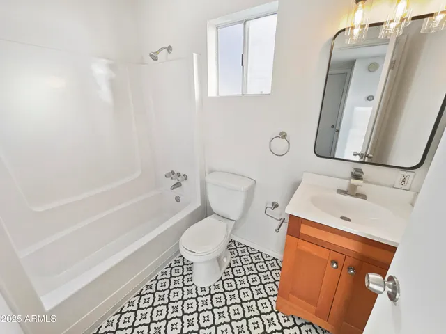 $243,000 | 2692 East Silk Oak Drive, Tempe, AZ 85288