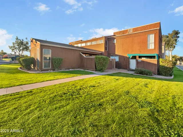 $243,000 | 2692 East Silk Oak Drive, Tempe, AZ 85288