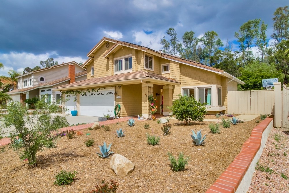 13008 Triumph Drive Poway, CA 92064 - Photo 2 of 22