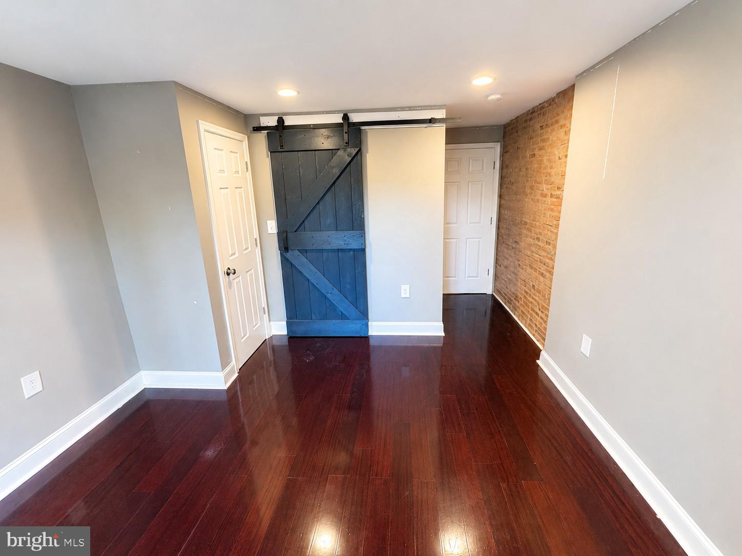1610 Federal Street Baltimore, MD 21213 - Photo 19 of 27 Charming space with rustic accents.