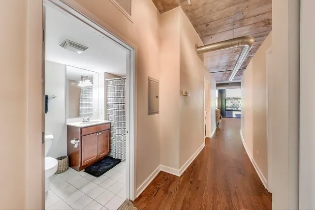 $285,000 | 1001 West 15th Street, Unit 241, Chicago, IL 60608