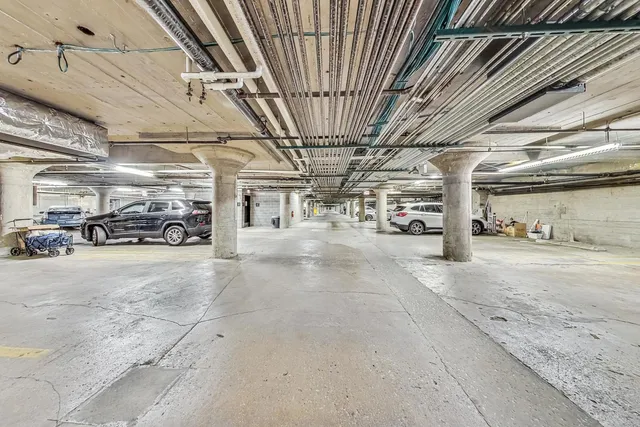 $285,000 | 1001 West 15th Street, Unit 241, Chicago, IL 60608