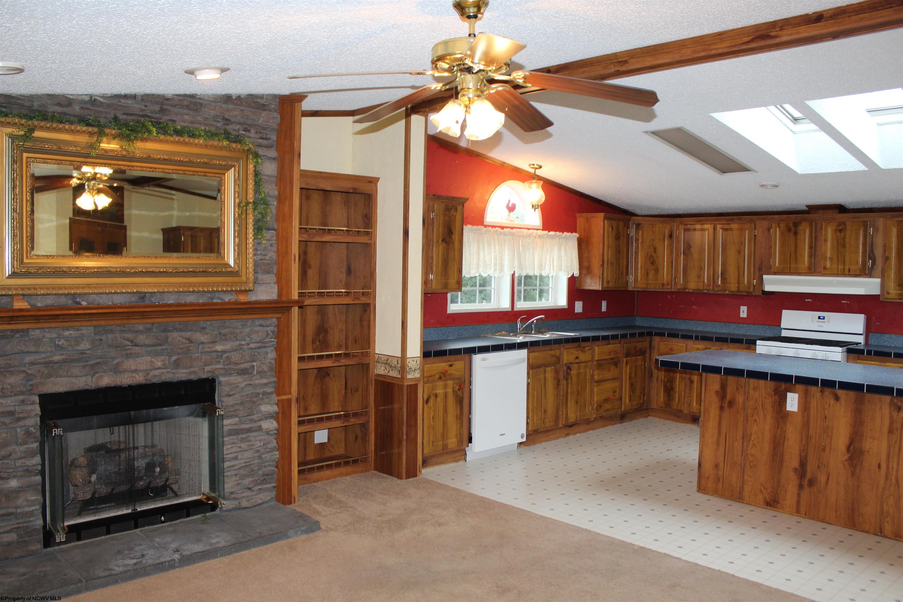 239 G Road Reedsville, WV 26547 - Photo 9 of 21 Gallery Image 9