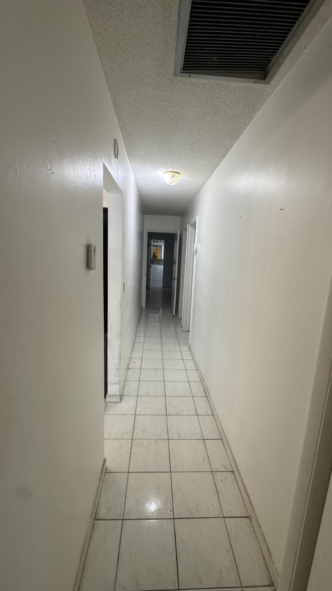 5401 West Park Road Hollywood, FL 33021 - Photo 19 of 26 IMG_4317