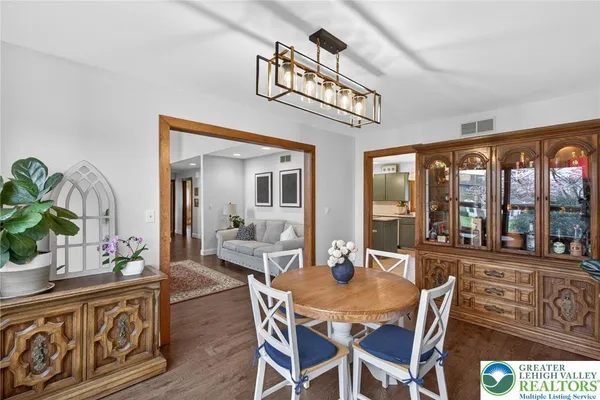 $525,000 | 4311 Lenmar Drive, Coplay, PA 18037