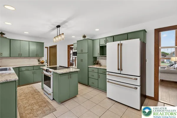 $525,000 | 4311 Lenmar Drive, Coplay, PA 18037