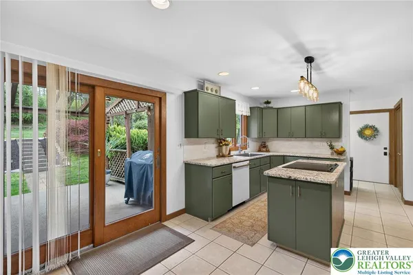 $525,000 | 4311 Lenmar Drive, Coplay, PA 18037