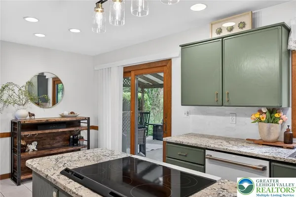 $525,000 | 4311 Lenmar Drive, Coplay, PA 18037