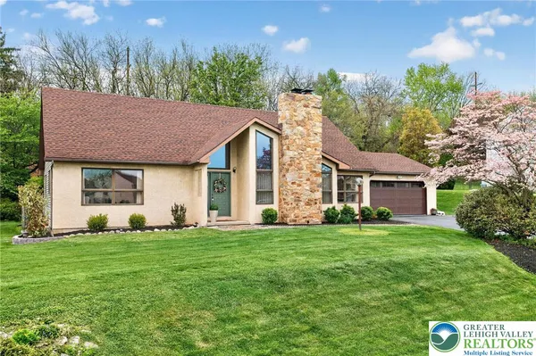 $525,000 | 4311 Lenmar Drive, Coplay, PA 18037