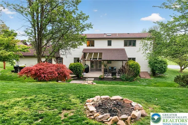 $525,000 | 4311 Lenmar Drive, Coplay, PA 18037