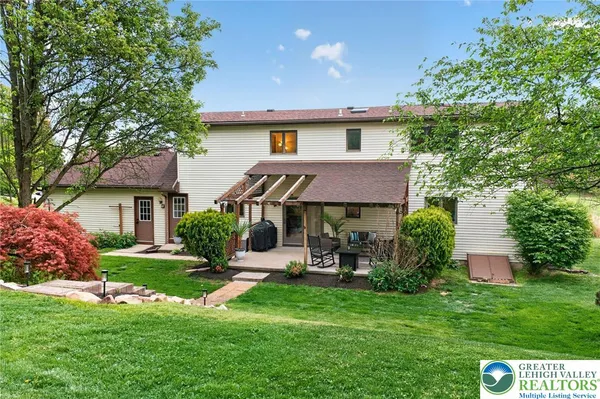 $525,000 | 4311 Lenmar Drive, Coplay, PA 18037
