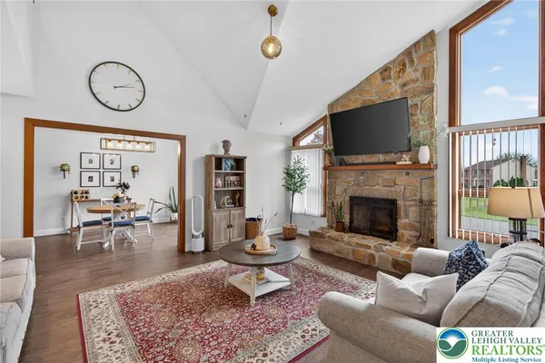 $525,000 | 4311 Lenmar Drive, Coplay, PA 18037