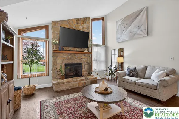 $525,000 | 4311 Lenmar Drive, Coplay, PA 18037