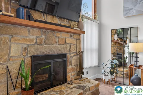 $525,000 | 4311 Lenmar Drive, Coplay, PA 18037