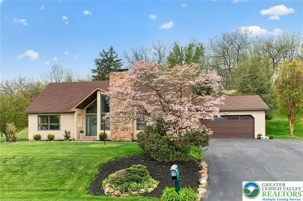 $525,000 | 4311 Lenmar Drive, Coplay, PA 18037
