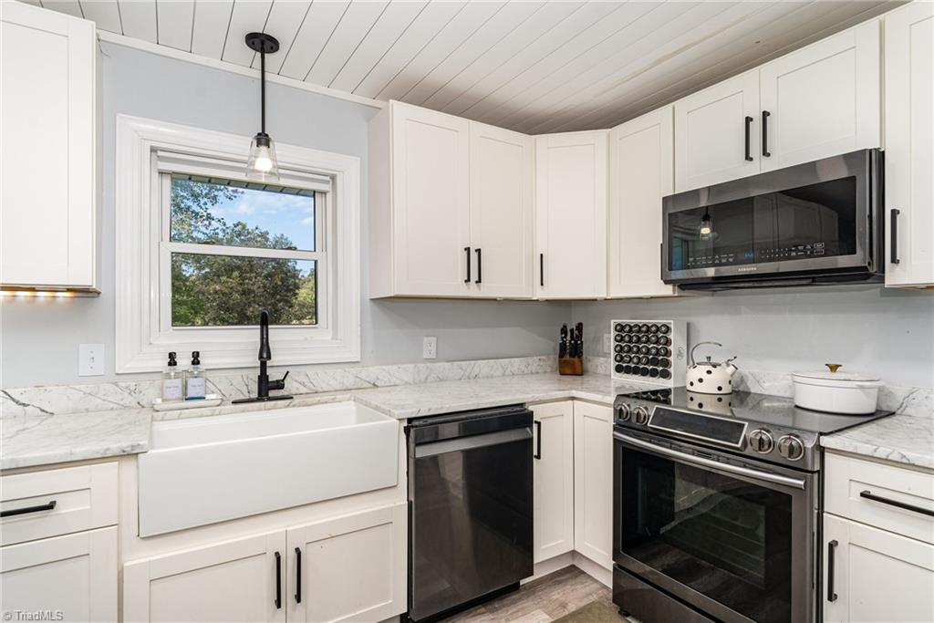 3695 Highway 22 Bennett, NC 27208 - Photo 11 of 39