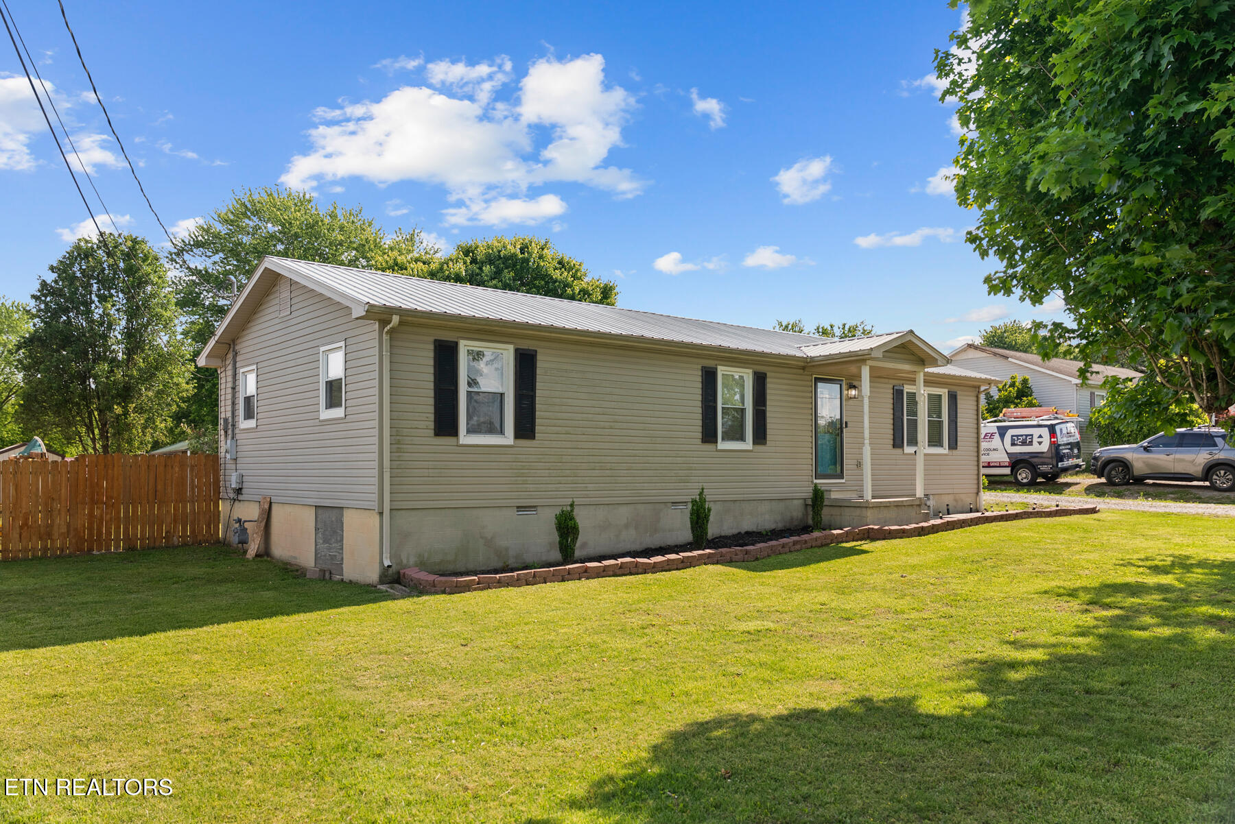 1608 Parker Road Sparta, TN 38583 - Photo 3 of 39 DSC07062