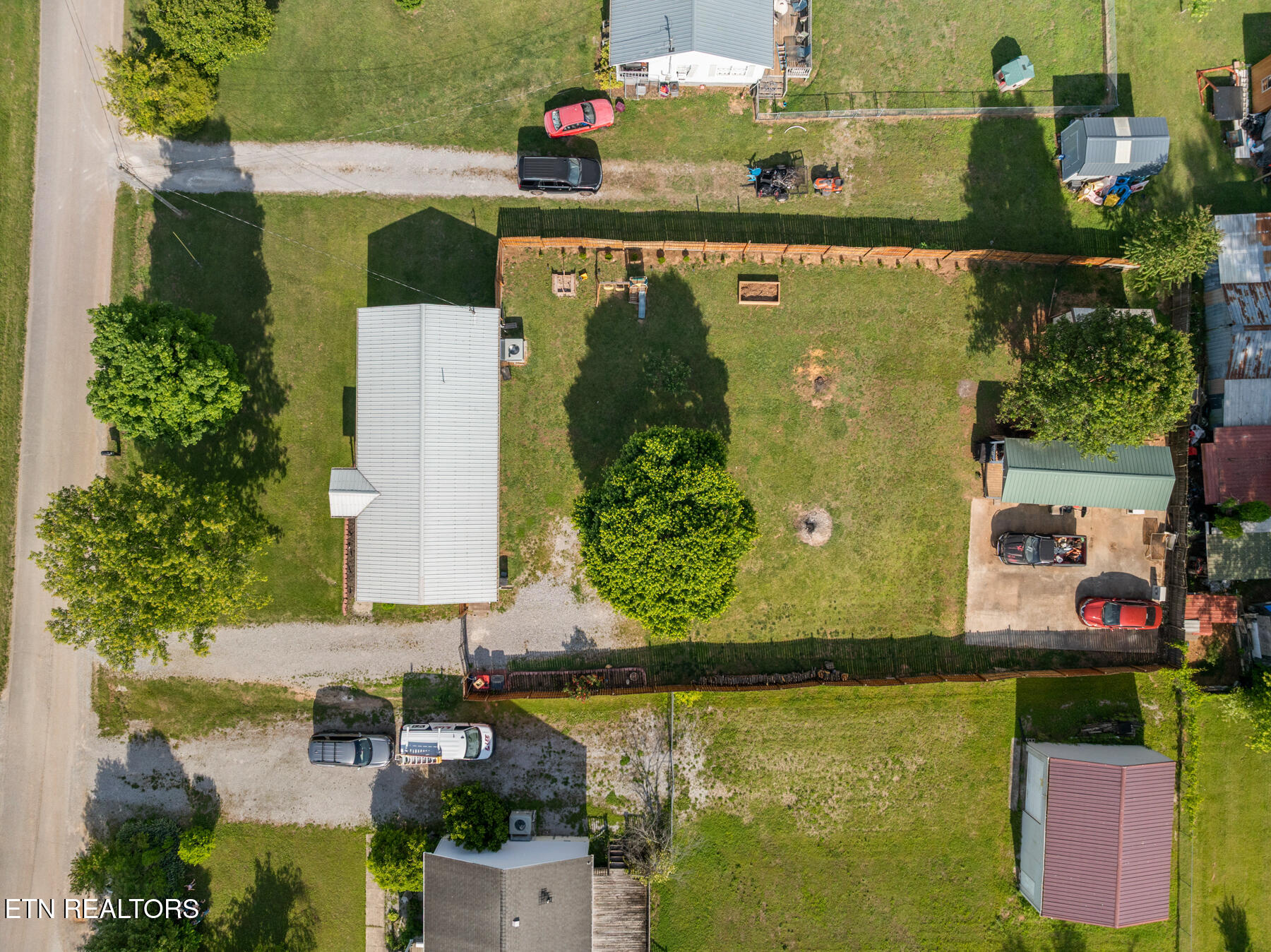 1608 Parker Road Sparta, TN 38583 - Photo 36 of 39 DJI_20260509142902_0437_D