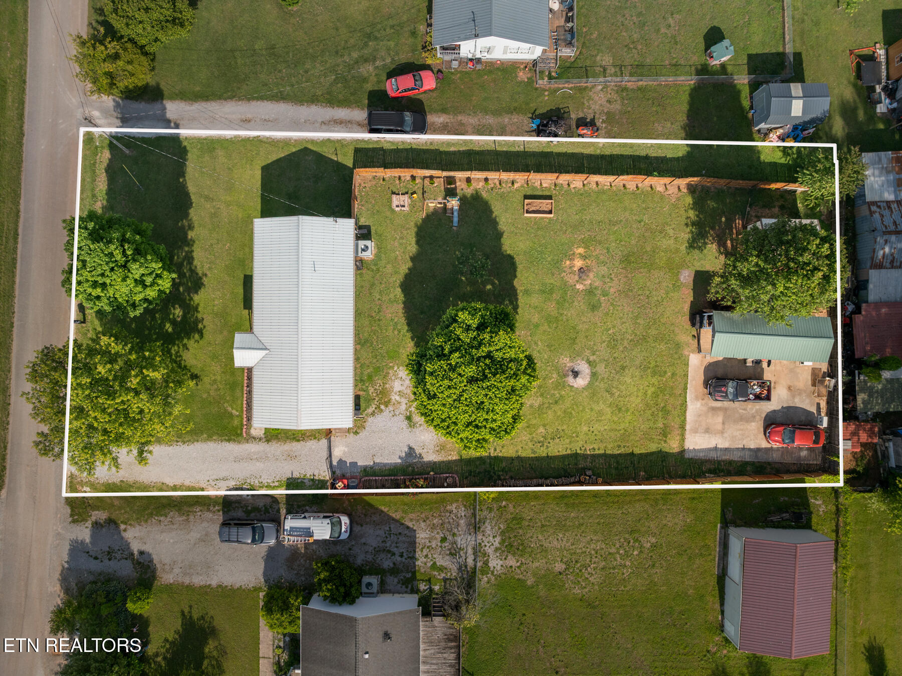 1608 Parker Road Sparta, TN 38583 - Photo 39 of 39 DJI_20260509142902_0437_D