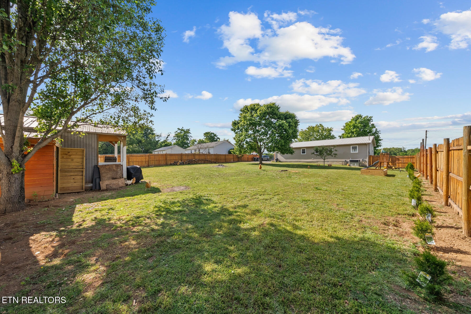 1608 Parker Road Sparta, TN 38583 - Photo 7 of 39 DSC07077