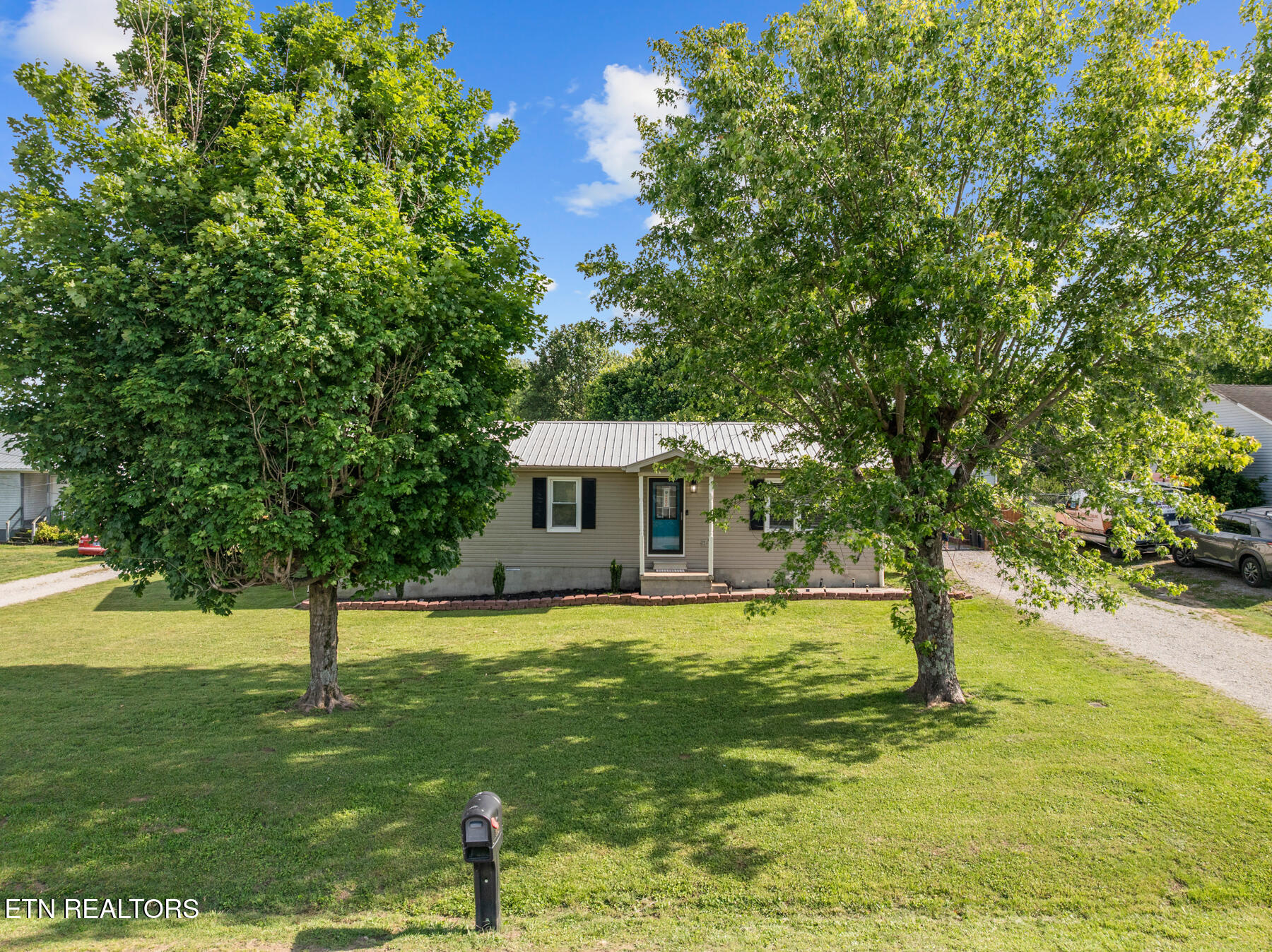 1608 Parker Road Sparta, TN 38583 - Photo 8 of 39 DJI_20260509142406_0424_D
