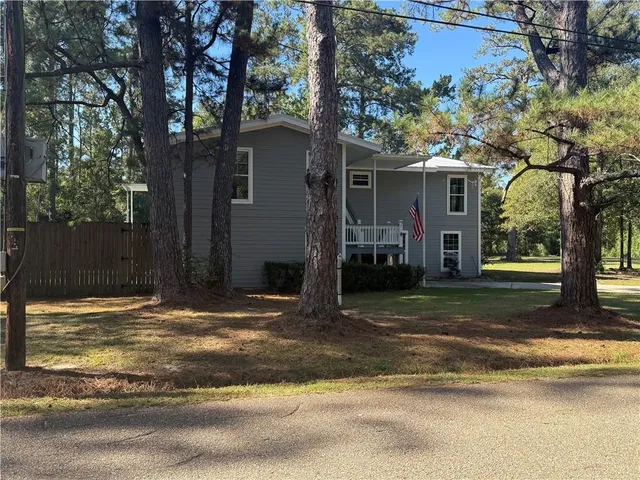 $2,550 | 18018 Derbes Drive, Covington, LA 70433
