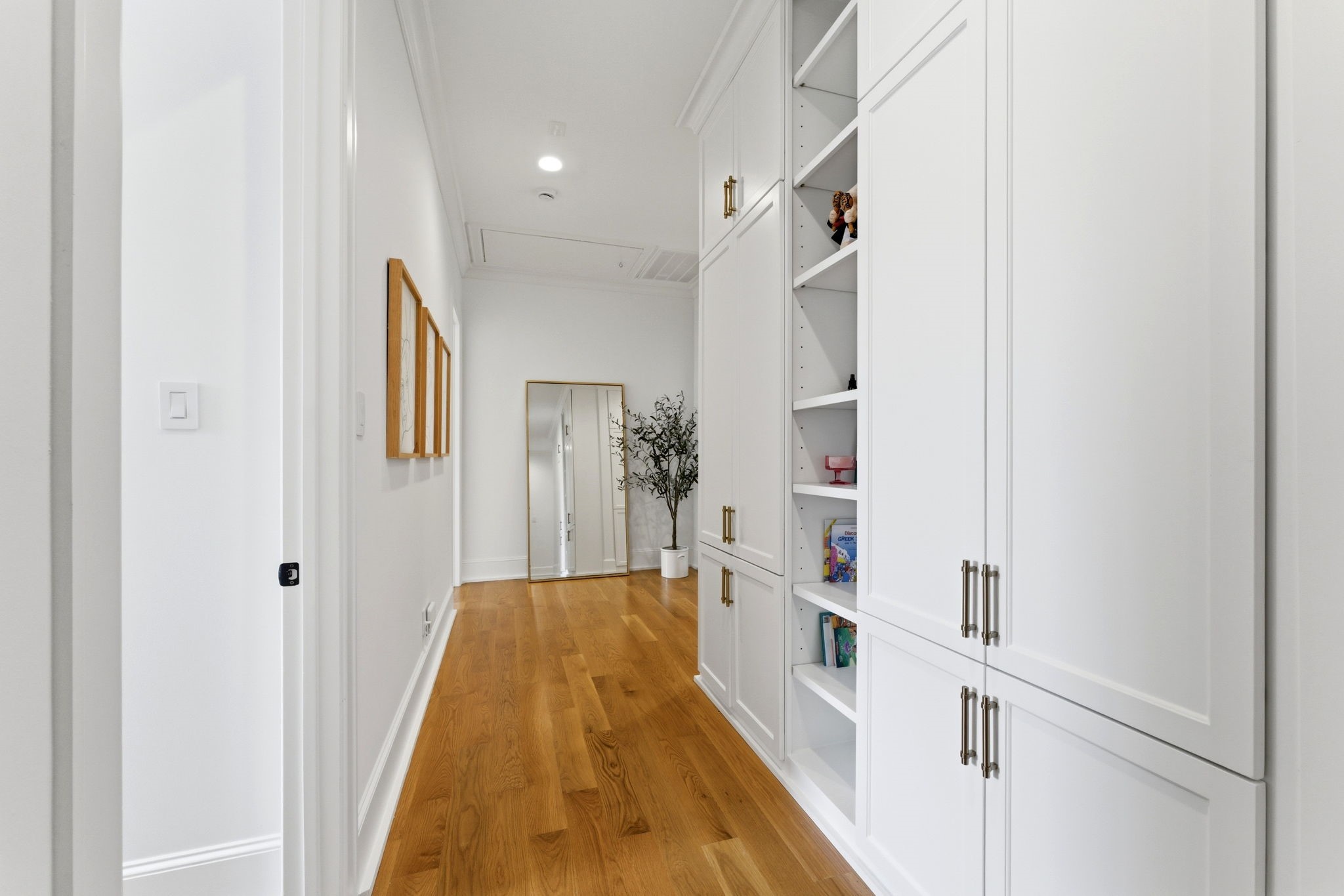 2211 Troon Road Houston, TX 77019 - Photo 27 of 44 a bathroom with a bathtub and a shower