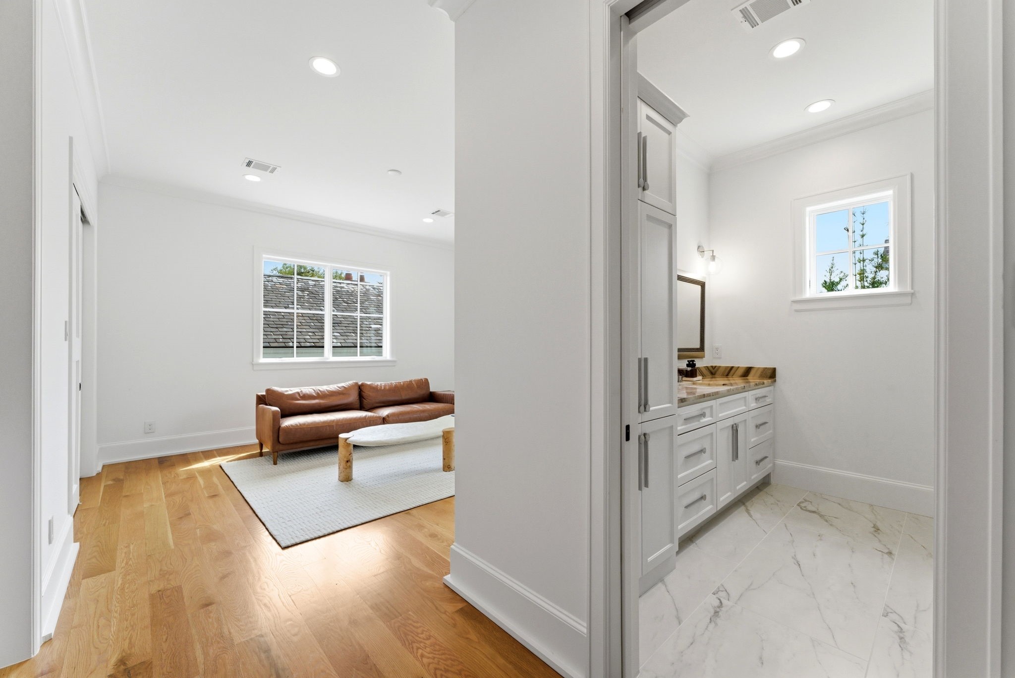 2211 Troon Road Houston, TX 77019 - Photo 28 of 44