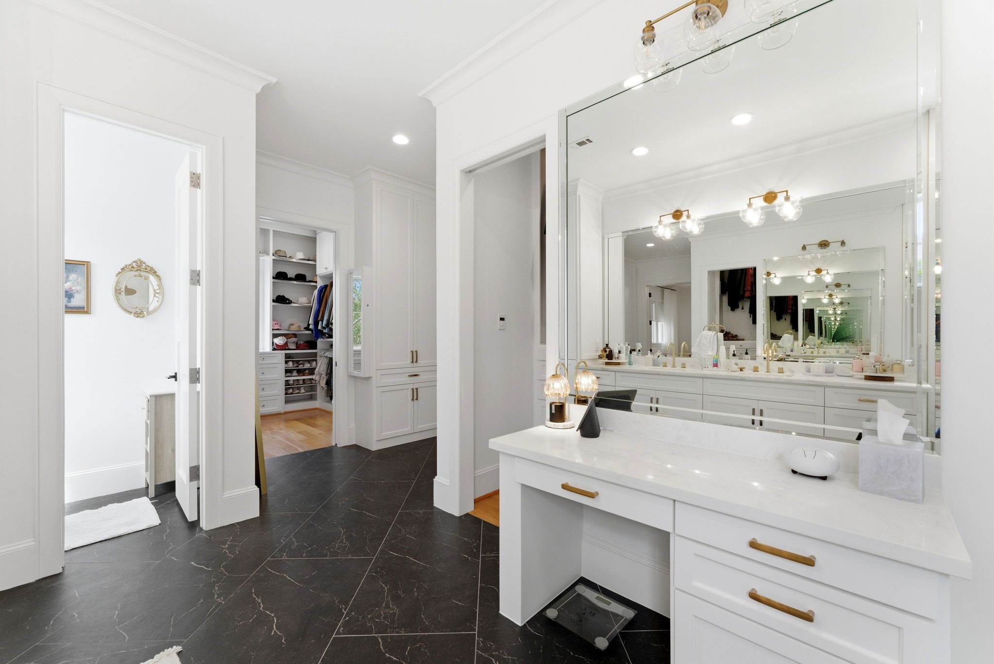 2211 Troon Road Houston, TX 77019 - Photo 33 of 44 a bathroom with a sink and a mirror