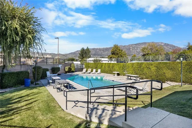 $675,000 | 8347 Grenoble Street, Unit 9, Sunland, CA 91040