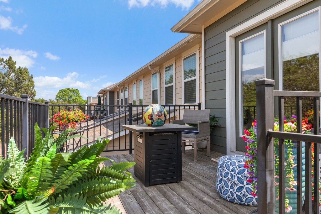 7409 Merrick Lane, Unit 40 Austin, TX 78745 - Photo 30 of 37 a view of outdoor seating