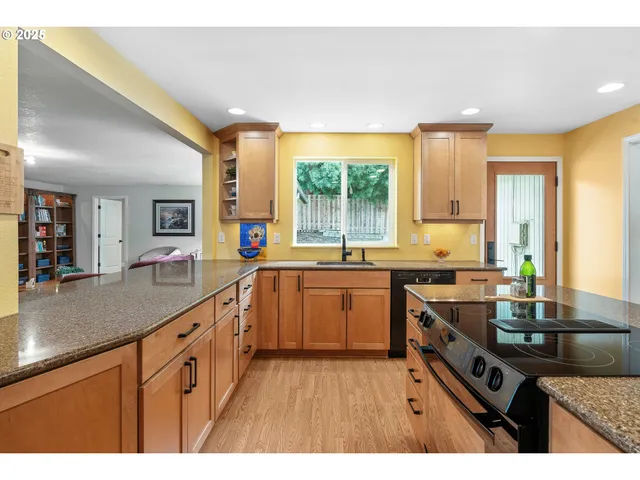 $620,000 | 13520 Southwest Devonshire Drive, Beaverton, OR 97005