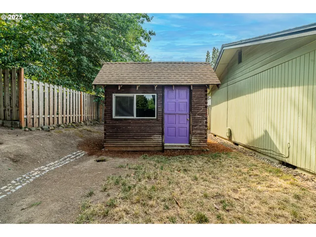 $620,000 | 13520 Southwest Devonshire Drive, Beaverton, OR 97005