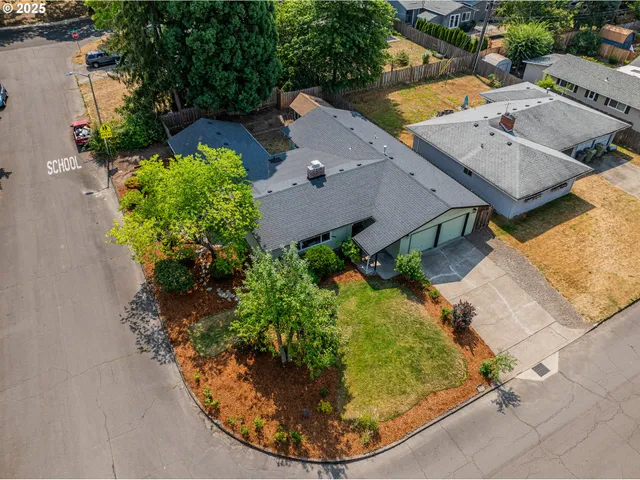 $620,000 | 13520 Southwest Devonshire Drive, Beaverton, OR 97005