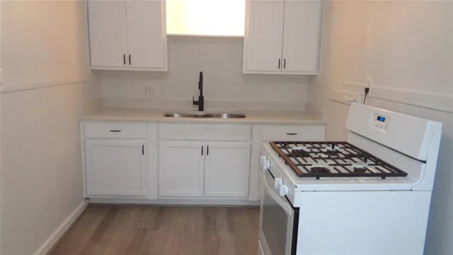 $900 | 127 West Avenue A, Unit 127, Garland, TX 75040