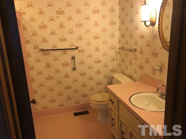 7801 Harps Mill Road Raleigh, NC 27615 - Photo 10 of 18
