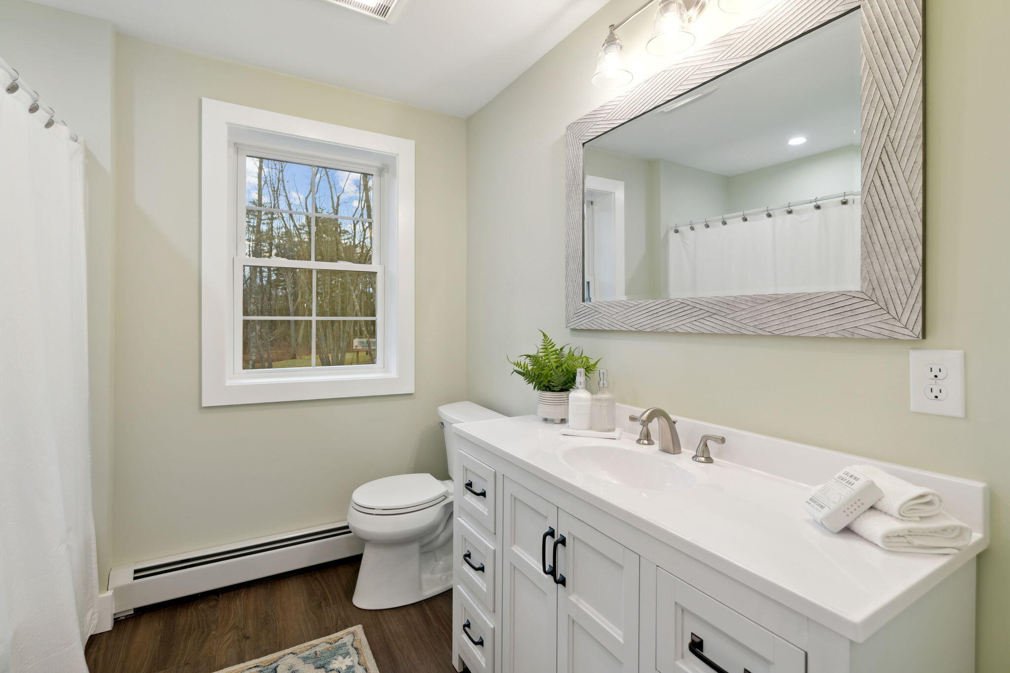 975 Meetinghouse Road Wells, ME 04090 - Photo 37 of 51 Full Bathroom #3