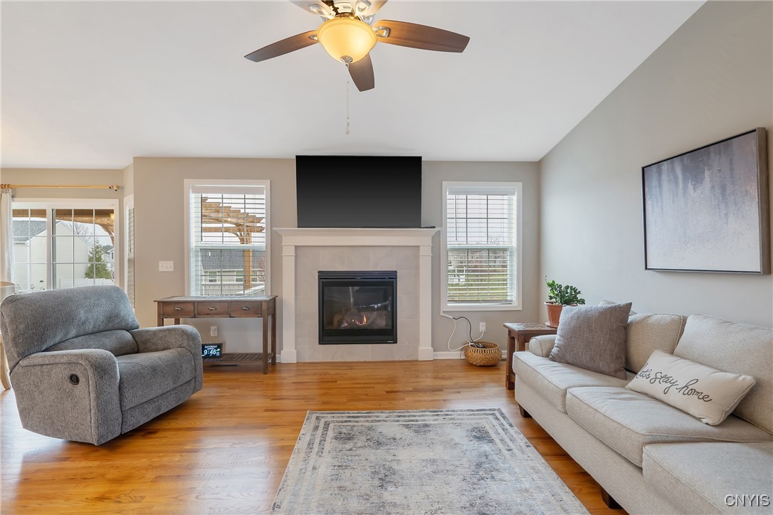 8541 Cobalt Drive Cicero, NY 13039 - Photo 5 of 41