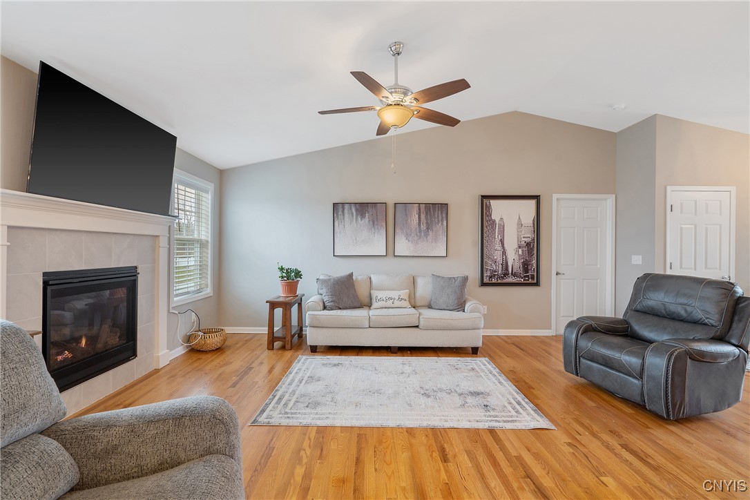 8541 Cobalt Drive Cicero, NY 13039 - Photo 7 of 41