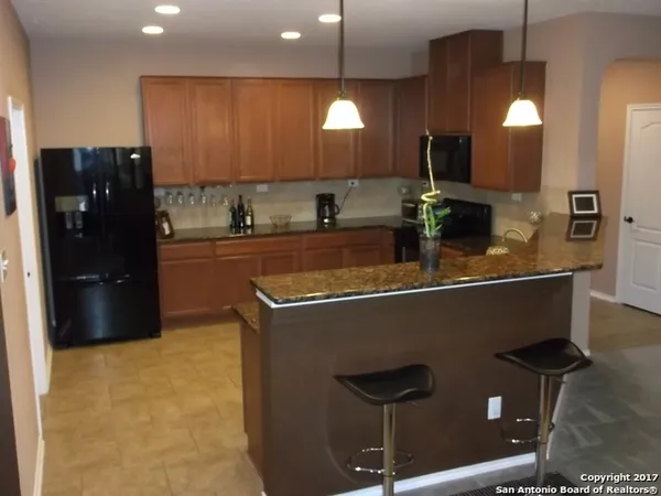 $1,850 | 10925 Almond Wood, Live Oak, TX 78233