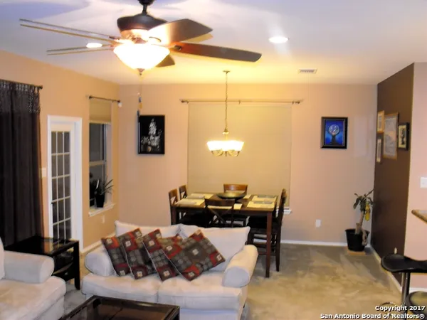 $1,850 | 10925 Almond Wood, Live Oak, TX 78233